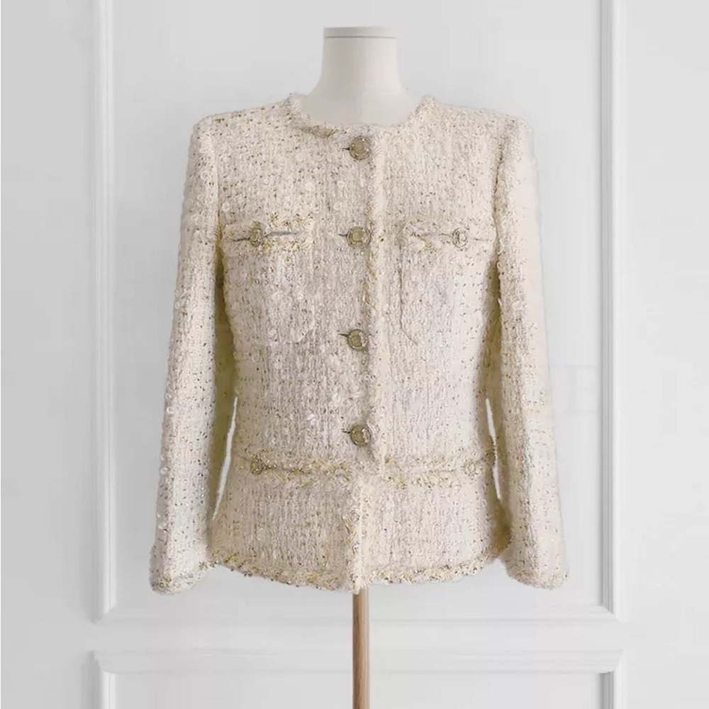 Chanel 19A Egypt Metier d’Art Ivory Ecru Gold Fantasy Tweed Jacket FR38